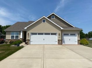 1981 Gliddon Blvd, Troy, IL 62294