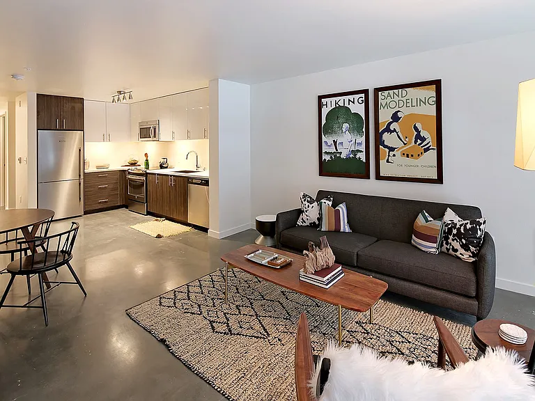 Rooster Apartments — Photo 7