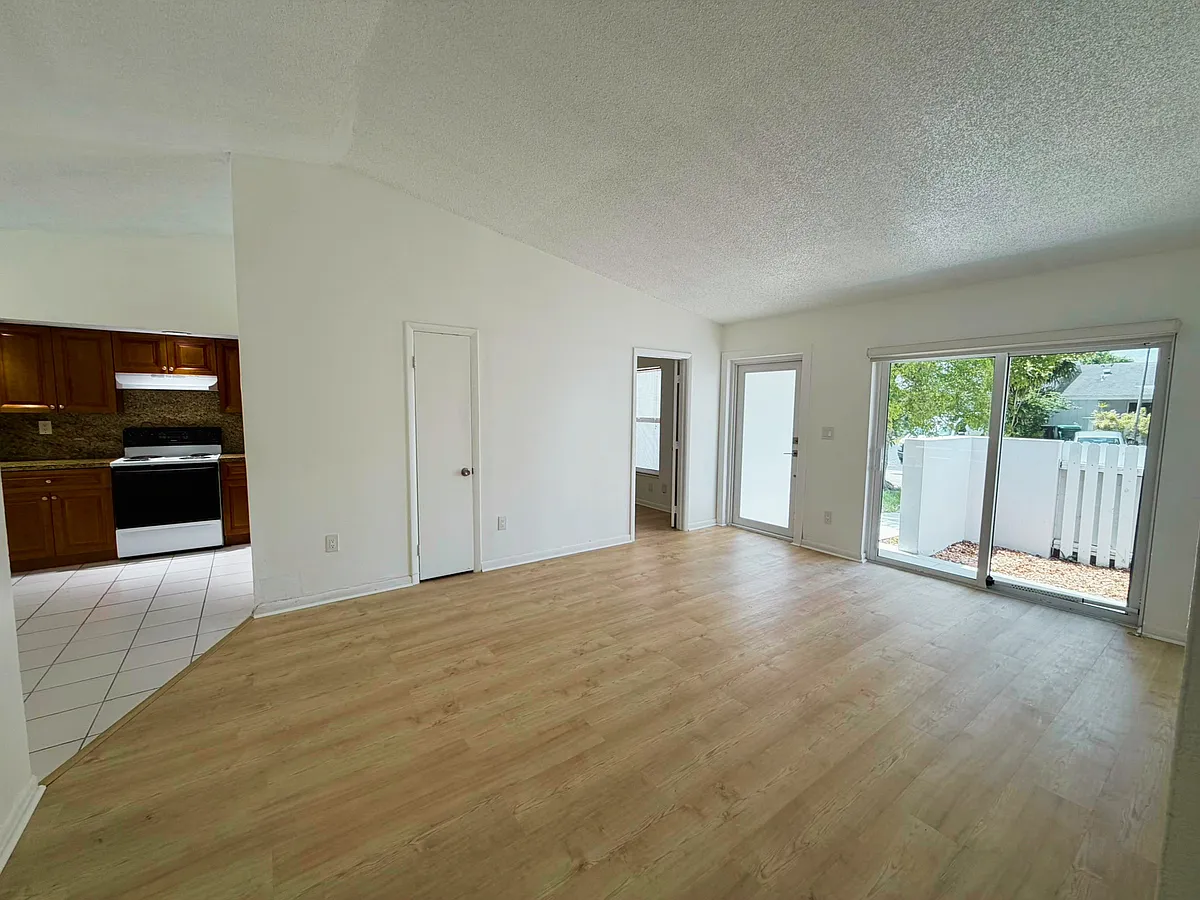 Building Photo - 10363 SW 207th Ter