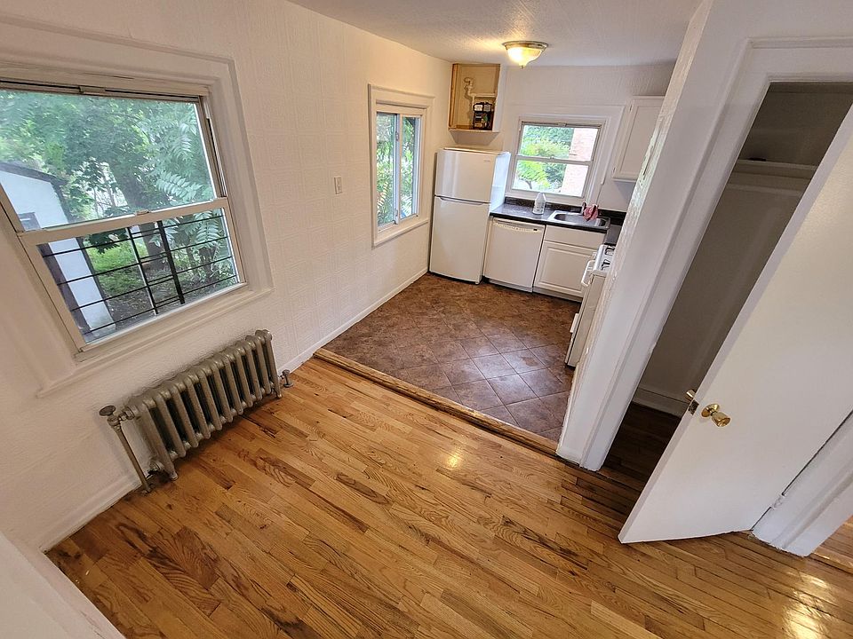 452 ster Ave New Rochelle NY Zillow