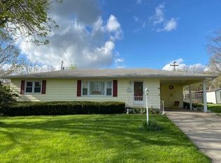 1325 Springdale St, Mexico, MO 65265