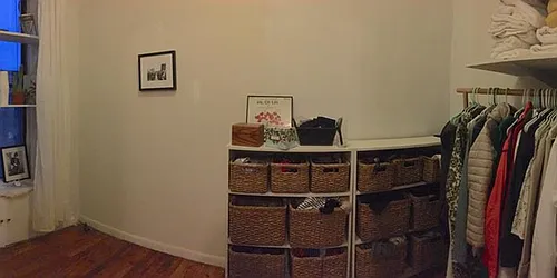 Rented by R New York