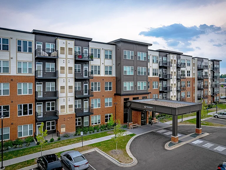 Legacy Commons at Signal Hills 55+ Apartments — Photo 9
