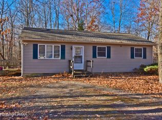 567 Parsley Rd, East Stroudsburg, PA 18302