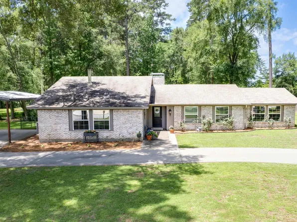 394 County Road 490, Carthage, TX 75633