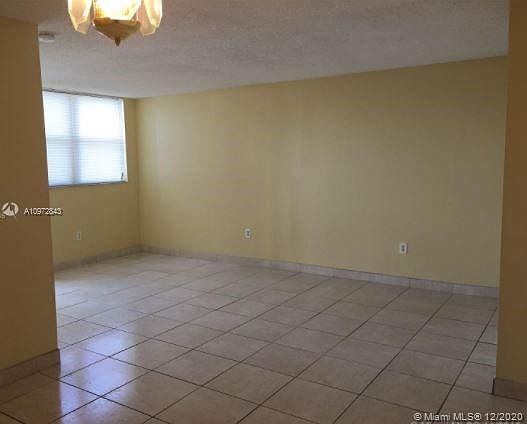 3rd image of 9410 W Flagler St APT 311