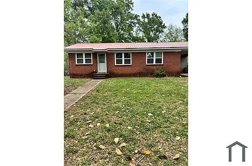 520 Brentwood St Photo 1
