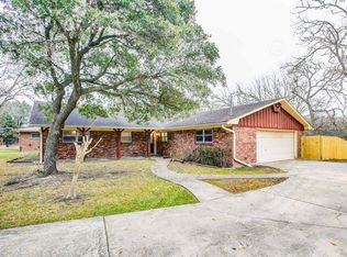 3403 Woodcrest Dr, Baytown, TX 77521