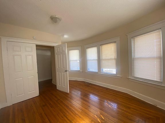 2nd image of 26 Auburn St #1A