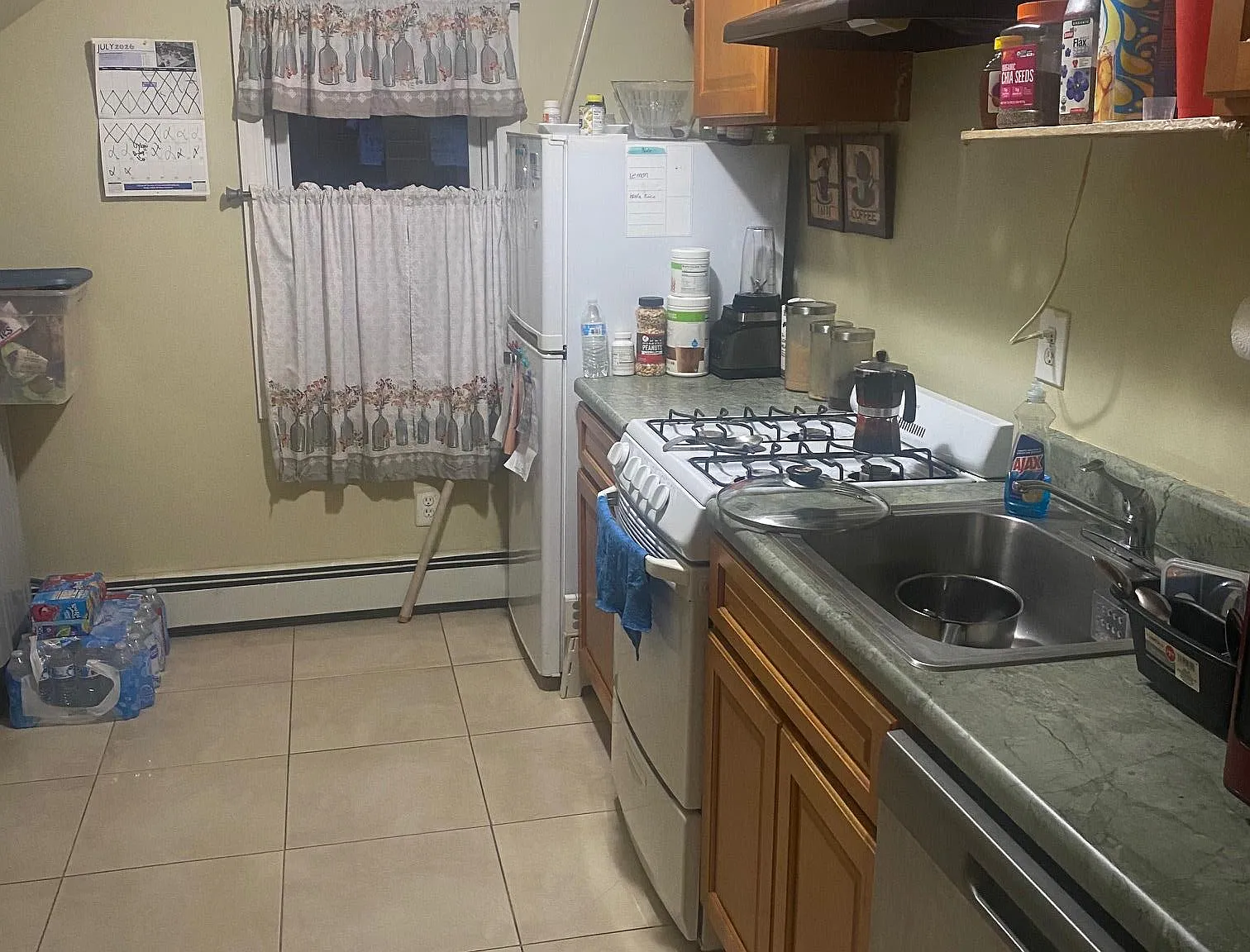 2 bed, 1.0 bath, 753 sqft, $2,500 — Photo 3