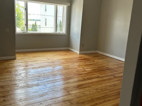 71 Smith St #2, Fall River, MA 02721