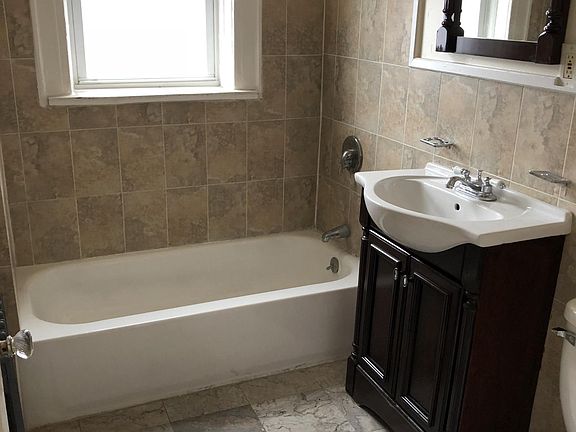4th image of 40 Lenox Ave APT 407