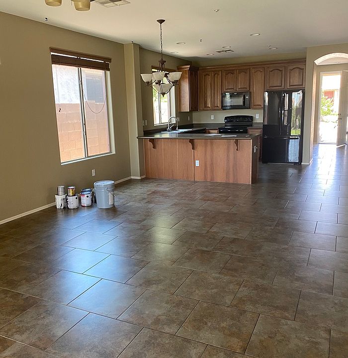 1st image of 12747 W Chucks Ave