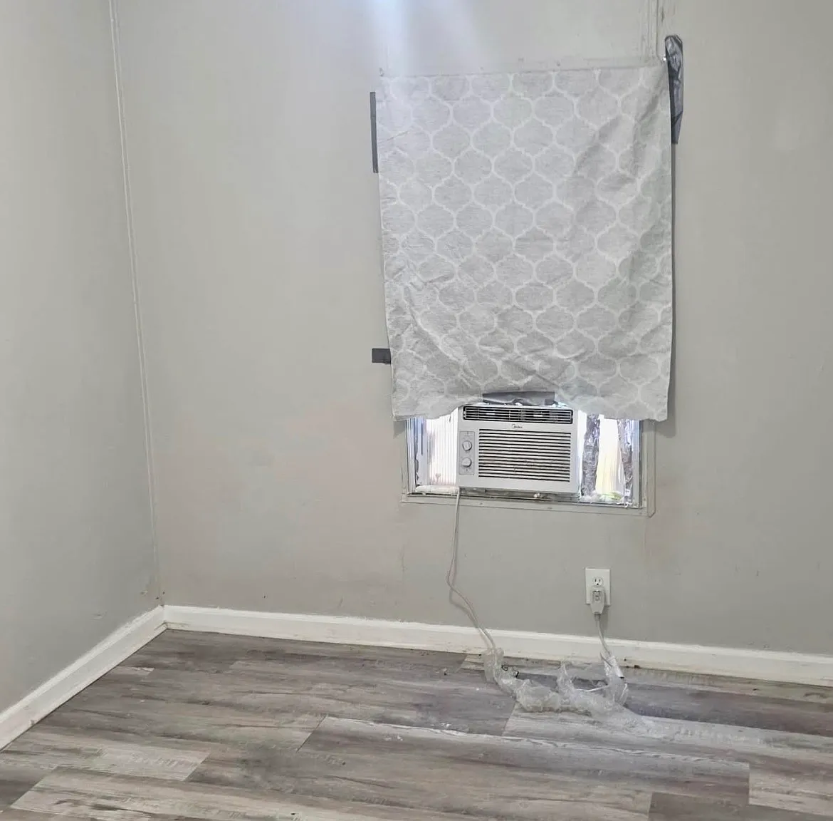 3 bed, 1280 sqft, $850 — Photo 3