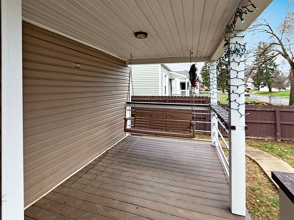 3rd image of 610 Clark Ave