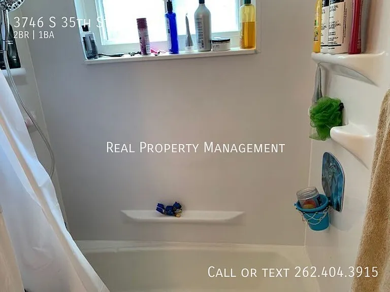 3746 S 35th St #3 — Photo 10