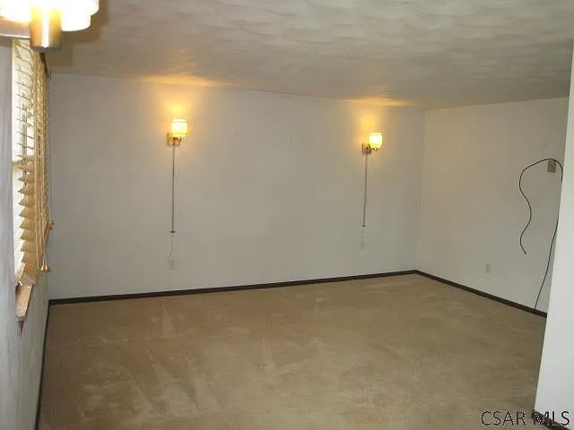 134 Leffler Dr — Photo 13