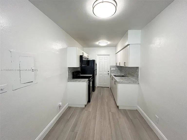 738 NE 86th St #6 — Photo 3