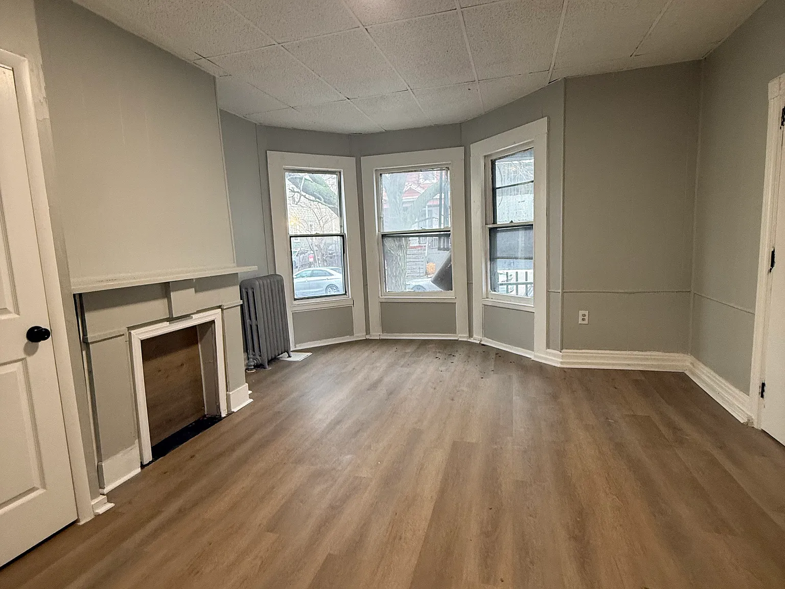 3 bed, $2,095 — Photo 4