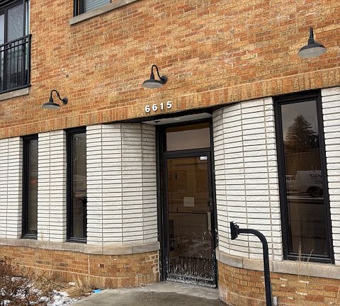 2nd image of 6615 N Milwaukee Ave #5