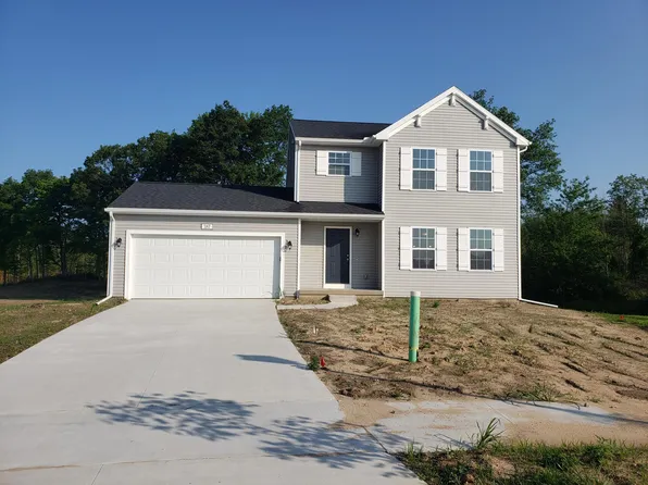 310 N Tannenbaum Trl, Cedar Springs, MI 49319