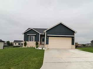 5247 N Cambridge St, Wichita, KS 67226