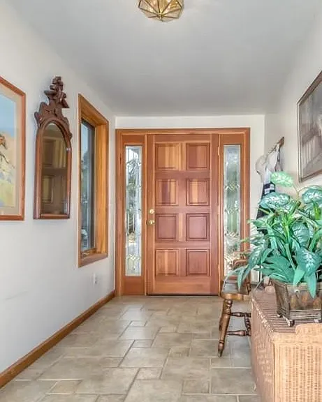 2730 Lafayette Dr — Photo 4