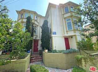 2640 N Beachwood Dr #103, Los Angeles, CA 90068