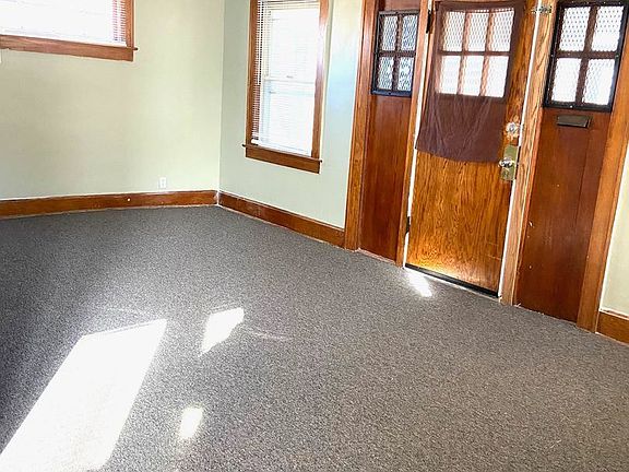 3rd image of 4324 Benton Blvd