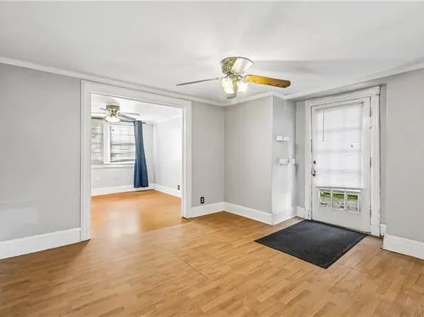 1826 Moss St, New Orleans, LA 70119