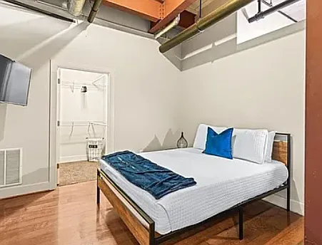 1261 Caroline St NE #107 — Photo 4