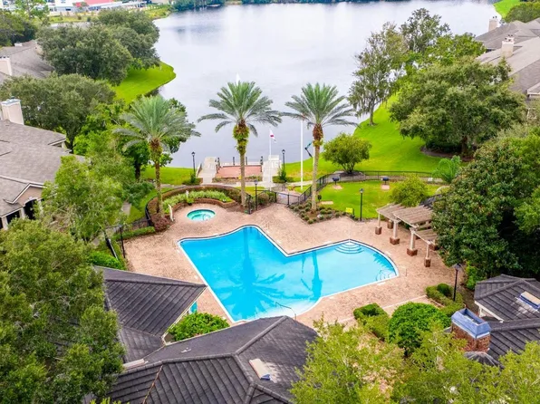 10000 Gate Pkwy N, Jacksonville, FL