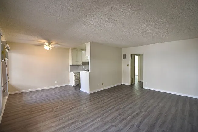 11255 Camarillo Street — Photo 10