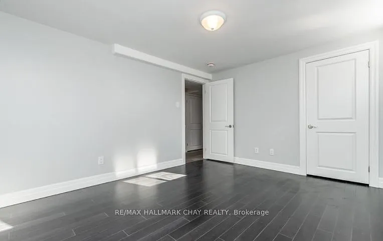 33 A Grove St E #LOWER — Photo 11