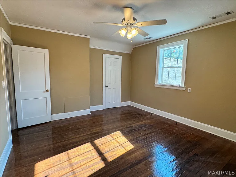 105 Arlington Rd #B — Photo 6