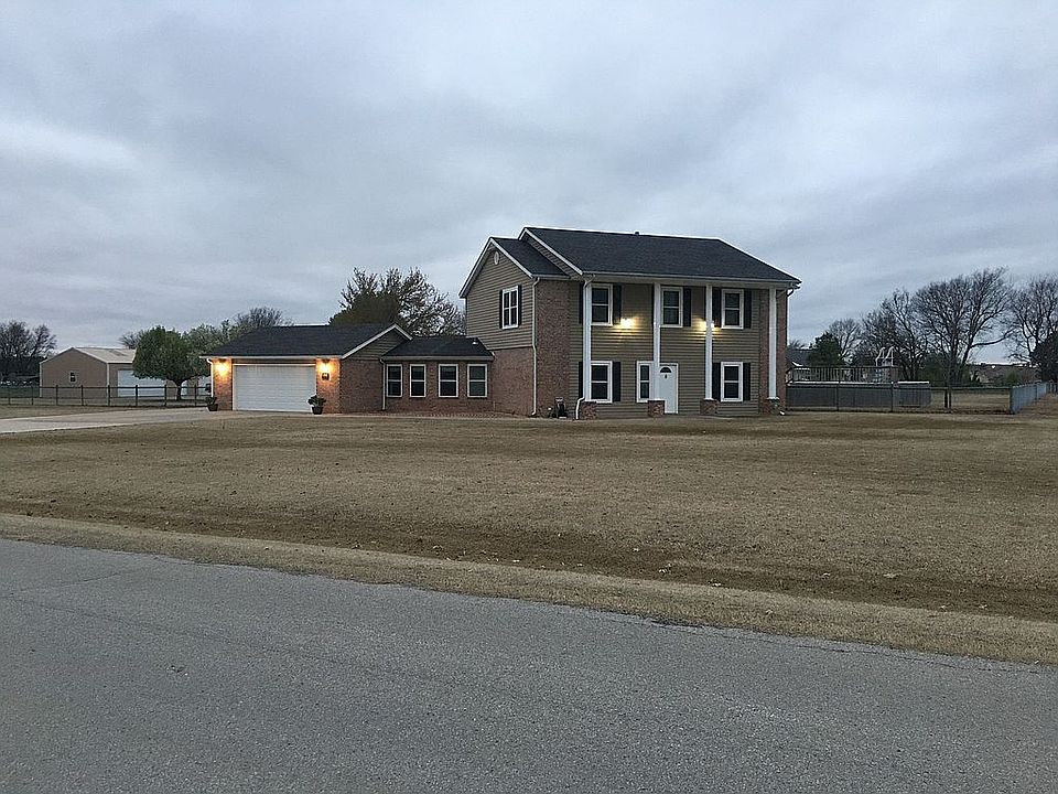2nd image of 10990 N 157th East Ave