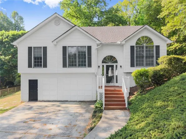 74 Blacks Mill Trce E, Dawsonville, GA 30534