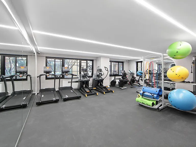 920 Park Ave #15-C — Photo 19