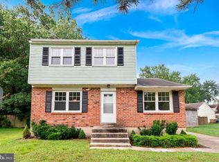 8 Melodic Dr, Newark, DE 19713