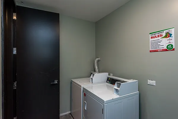 Rented by Nooklyn NYC LLC | media 22