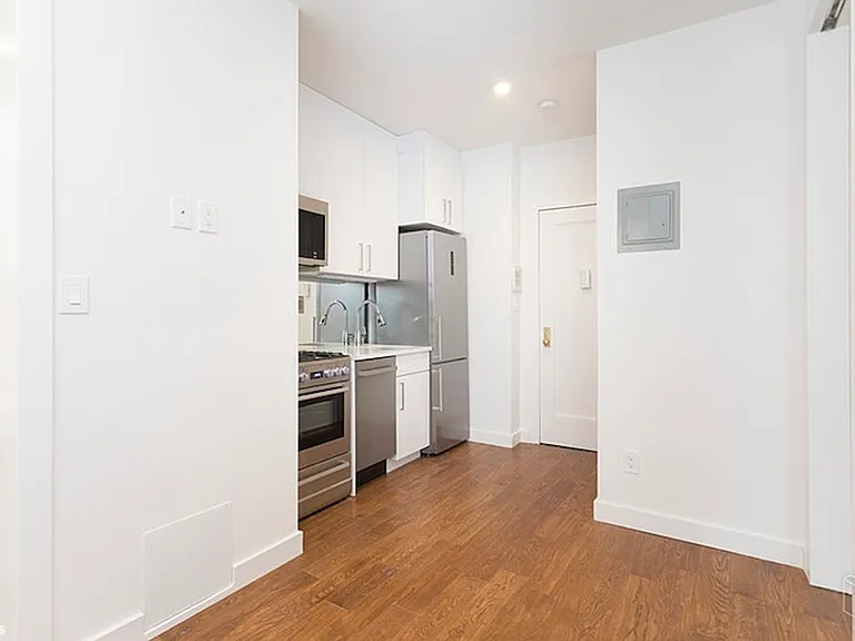150 Sullivan St #13 — Photo 3