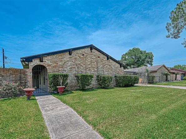 11714 McLain Blvd, Houston, TX 77071