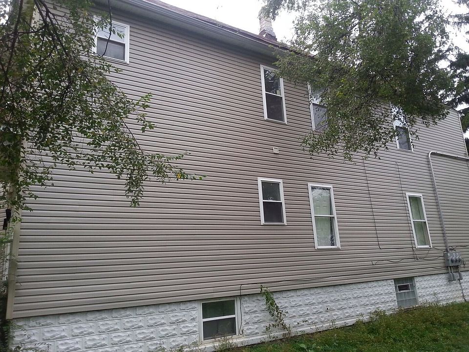 2nd image of 242 E 136th Pl