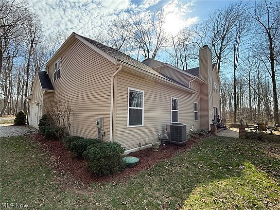 4th image of 8340 Claus Rd