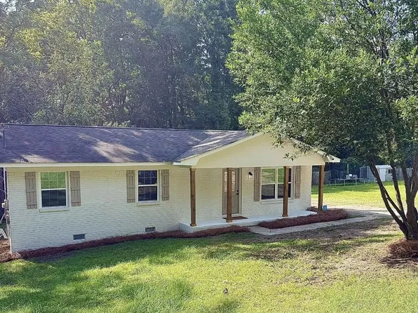 158 Belcher Ave, Ozark, AL 36360