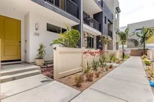 3 bed, 1420 sqft, $7,500 — Photo 3
