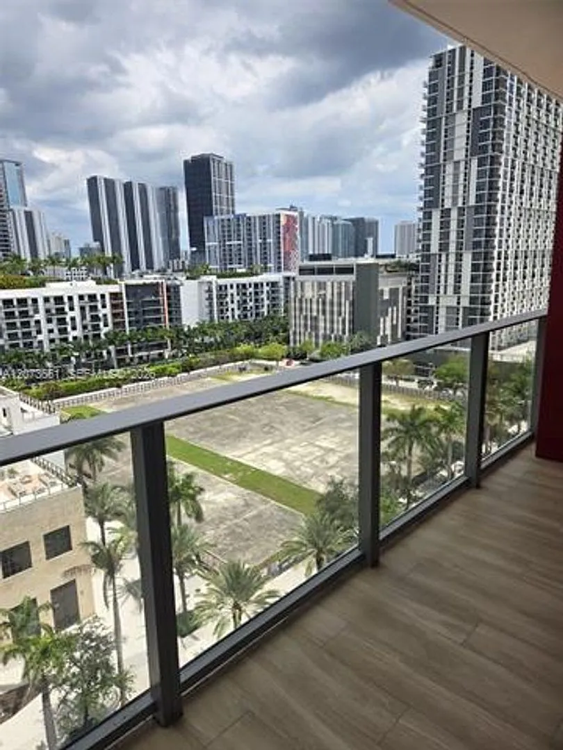 90 NE 32nd Street cu-1104, Miami, FL 33137 — Photo 2