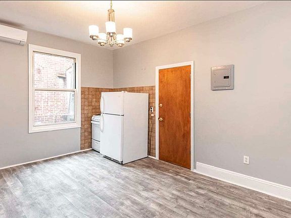 2nd image of 30-13 Broadway #3R