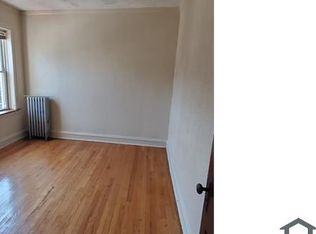 7921 S Saint Lawrence Ave APT 2A, Chicago, IL 60619