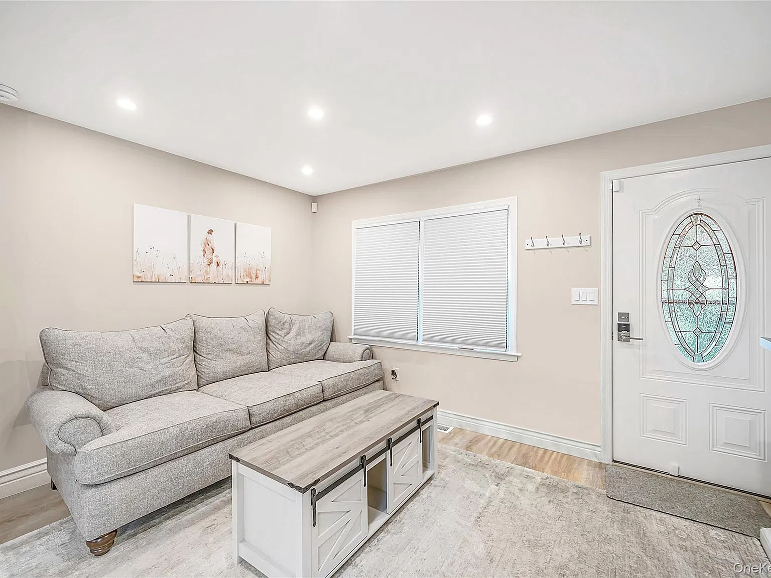 1 bed, 1.0 bath, 450 sqft, $3,000 — Photo 3